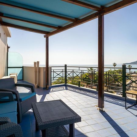 Plaza Hotel Kota Zakynthos Bagian luar foto