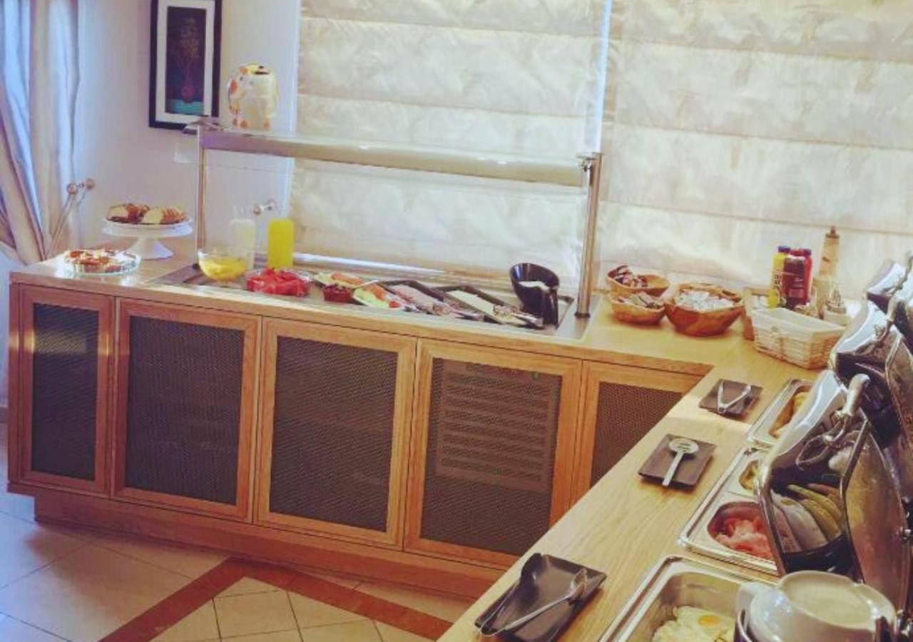 Plaza Hotel Kota Zakynthos Bagian luar foto