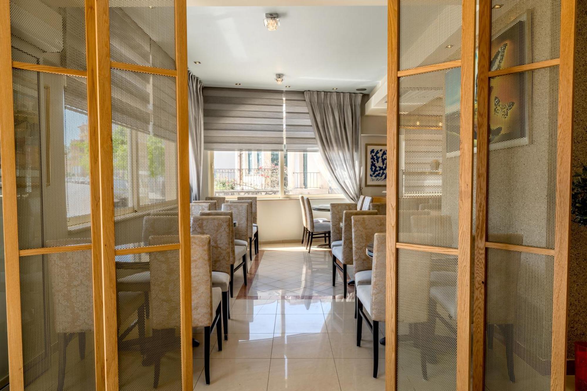 Plaza Hotel Kota Zakynthos Bagian luar foto