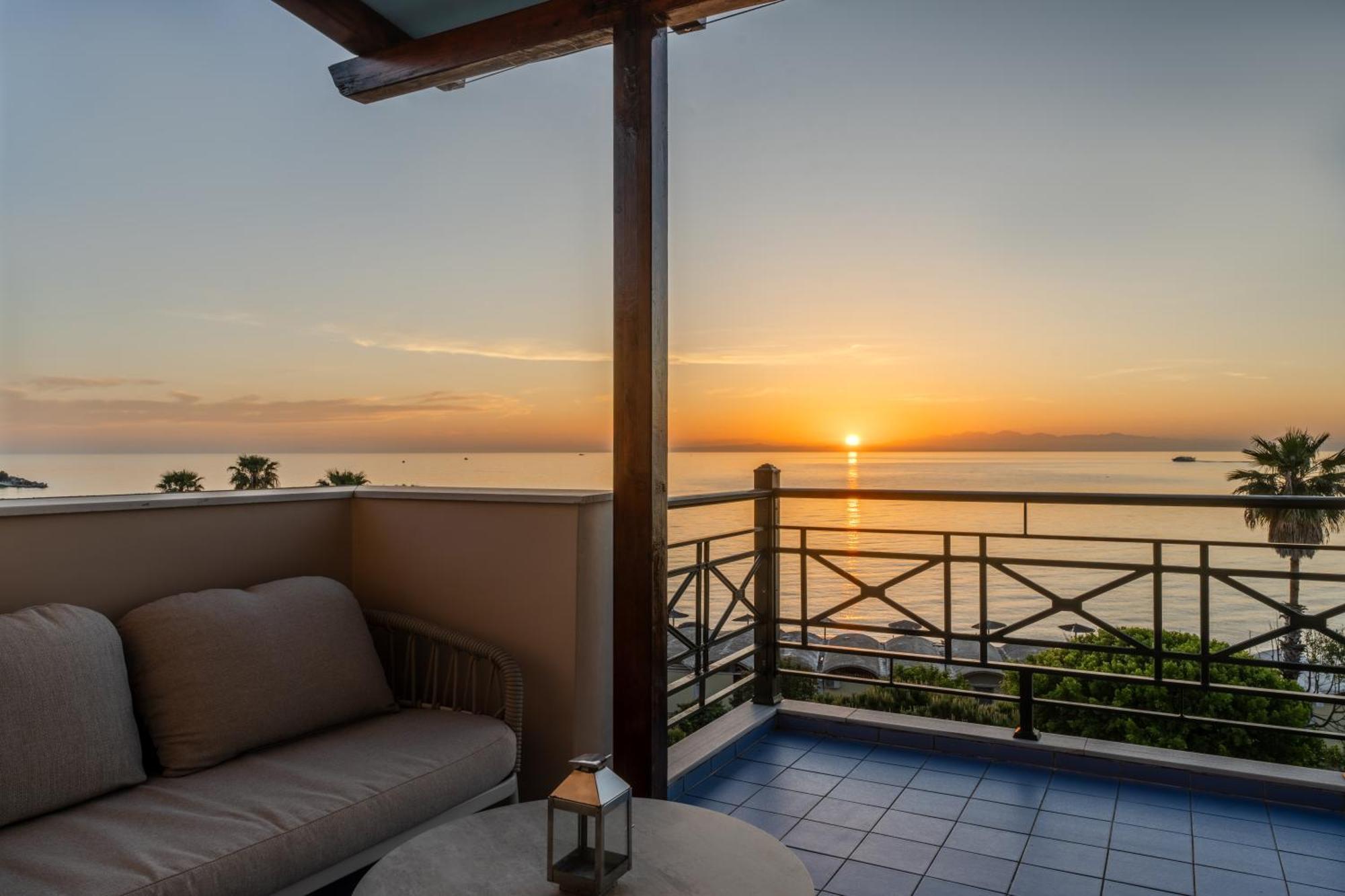 Plaza Hotel Kota Zakynthos Bagian luar foto