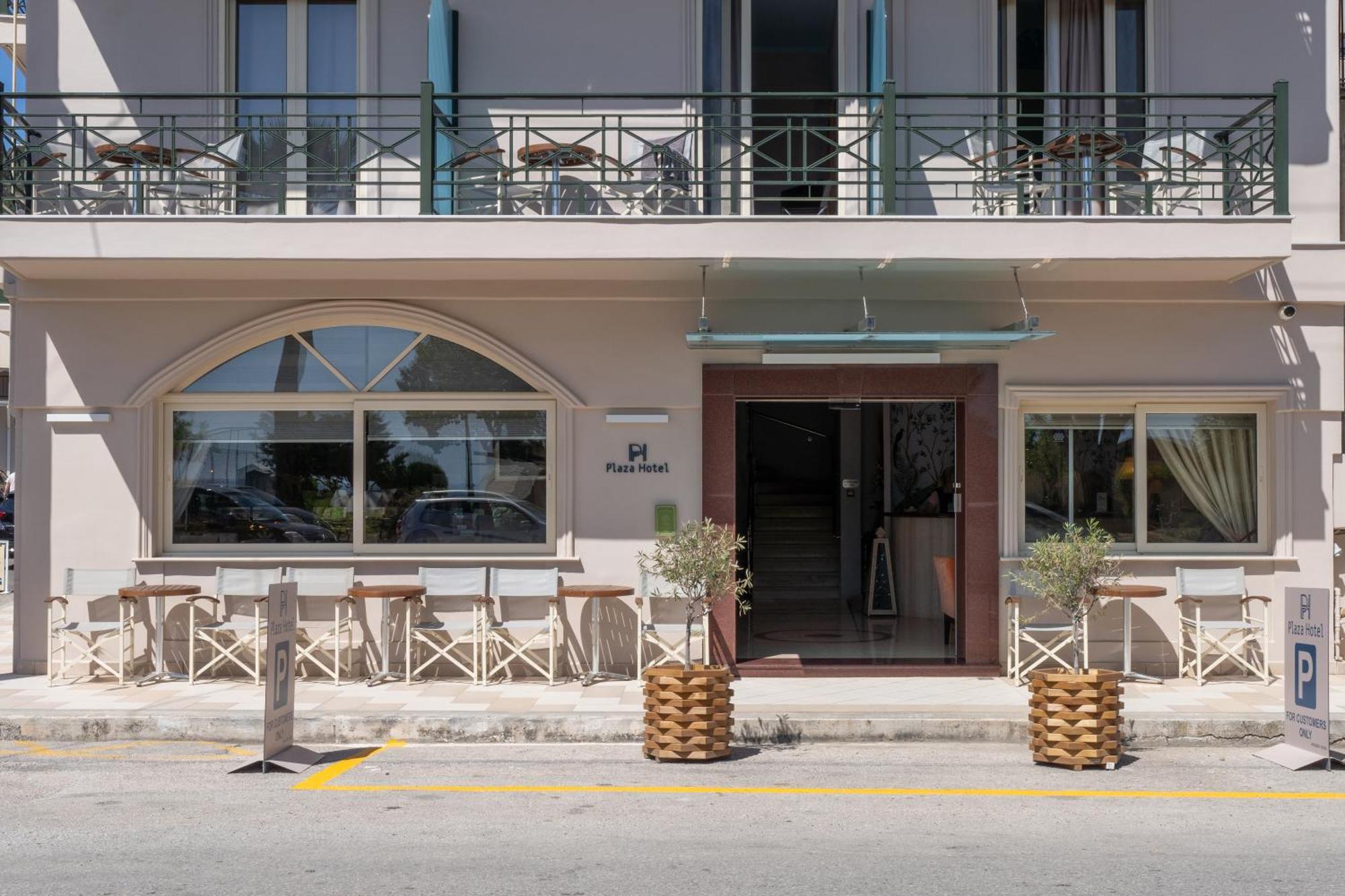 Plaza Hotel Kota Zakynthos Bagian luar foto