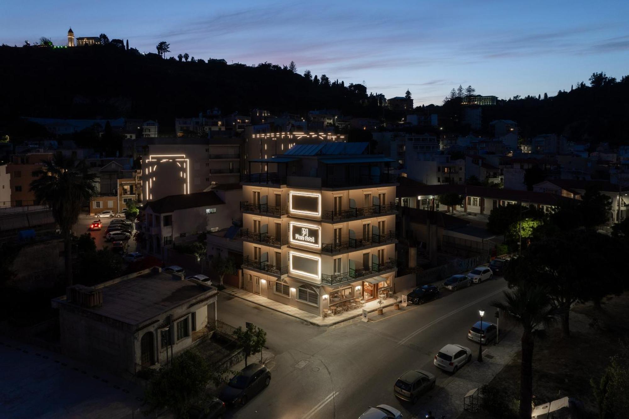 Plaza Hotel Kota Zakynthos Bagian luar foto